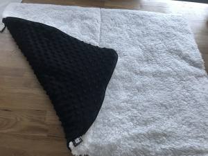 Schlafsack ,Decke ,Spielplatz für Hunde MINKY BLACK